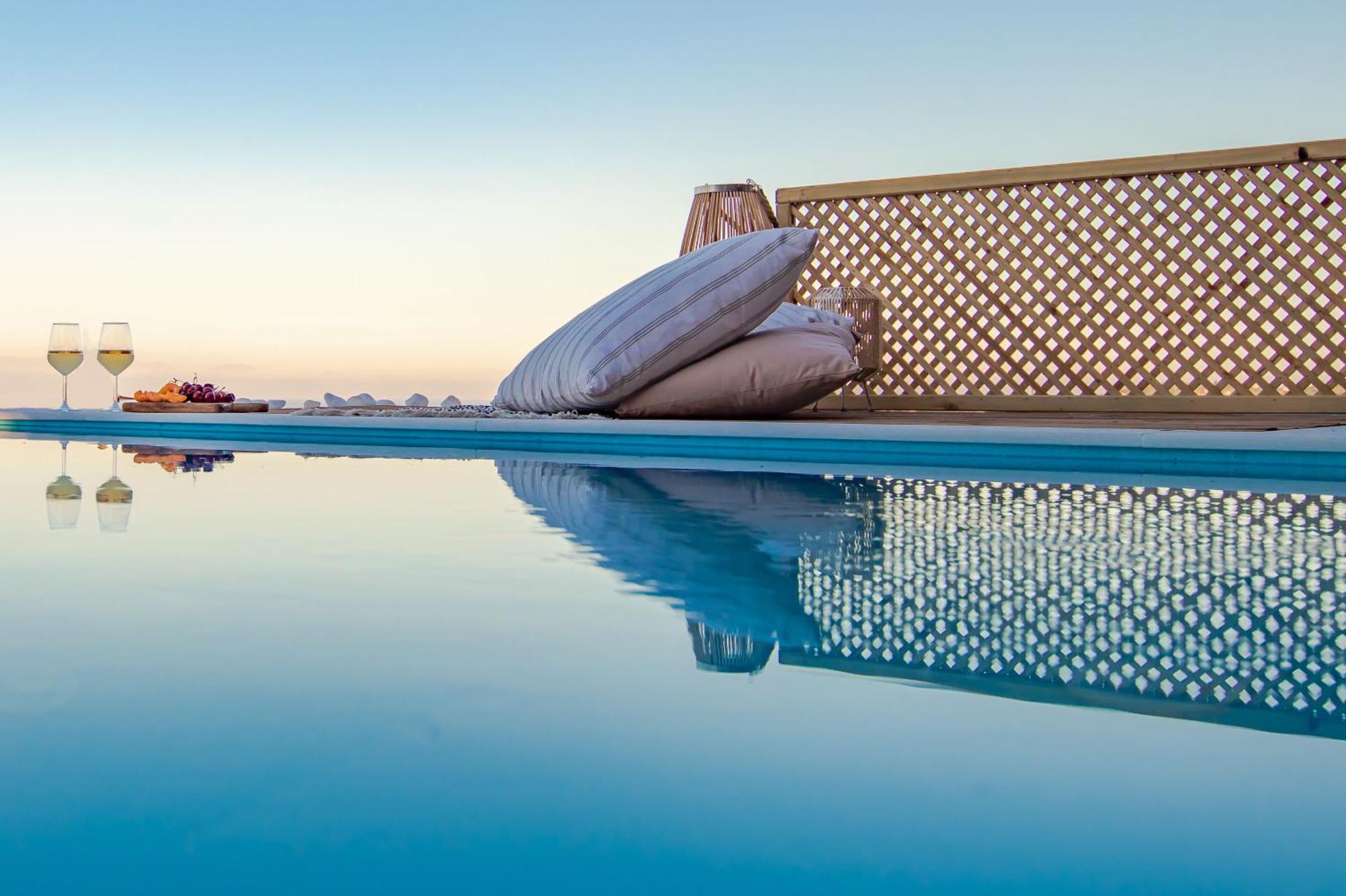 Georgianna'S Suite With Private Pool , 'Blank Suite' Charokopio Esterno foto