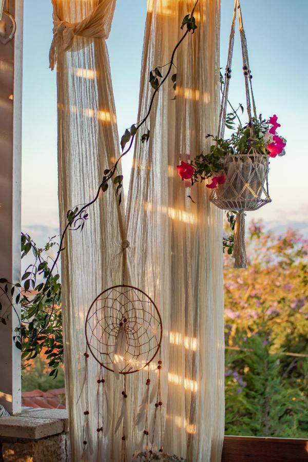 Georgianna'S Suite With Private Pool , 'Blank Suite' Charokopio Esterno foto